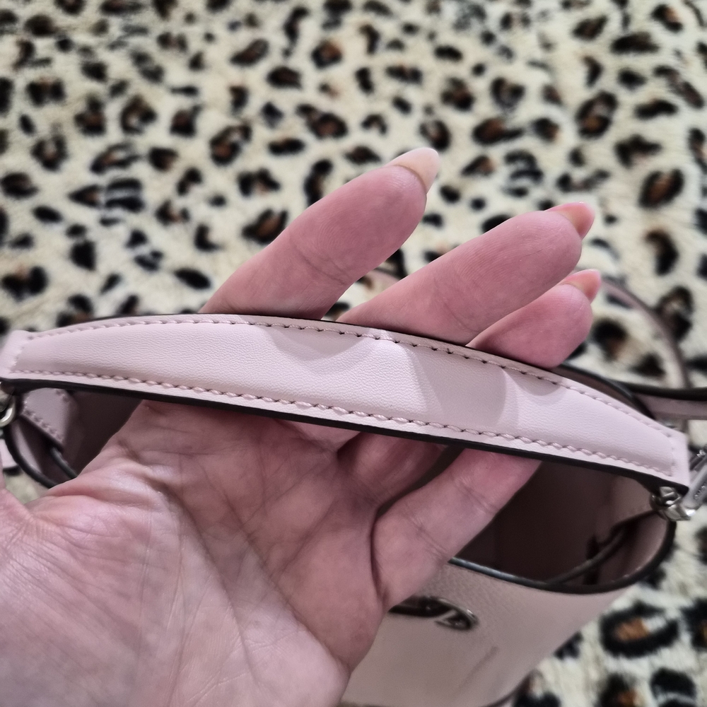 Michael Kors Blush Mini Bucket Bag - Picture 9 of 11